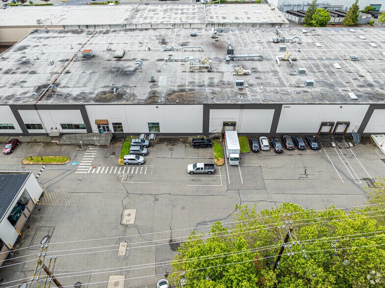 More Photos Of 3333 S 120th Pl, Tukwila Unknown For Lease