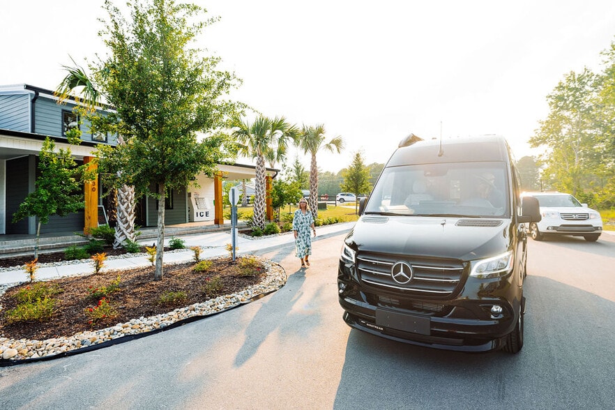 More Photos Of 730 E Ocean Rd, Holly Ridge Trailer Camper Park For Sale