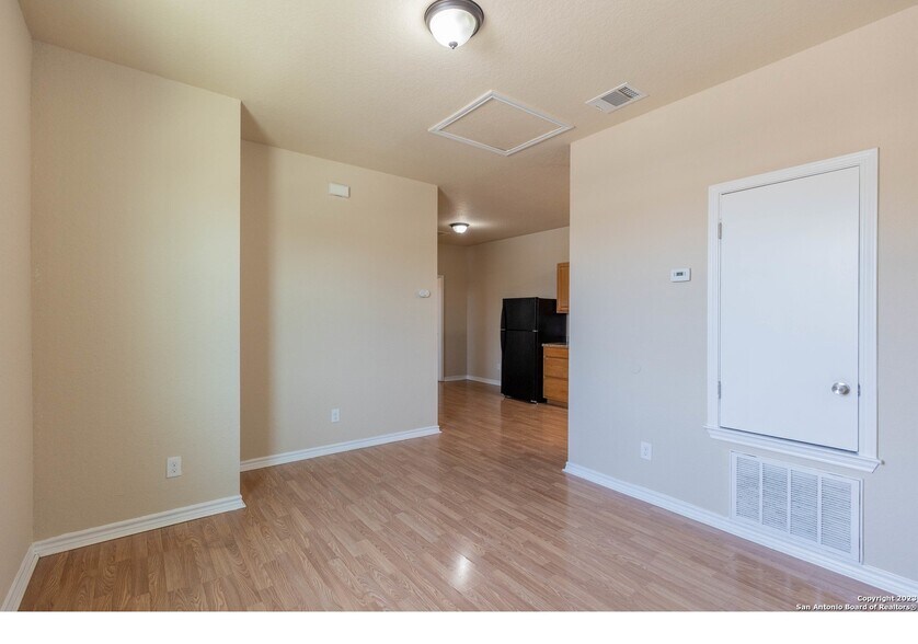More Photos Of 8111 Landing, San Antonio Apartments For Sale