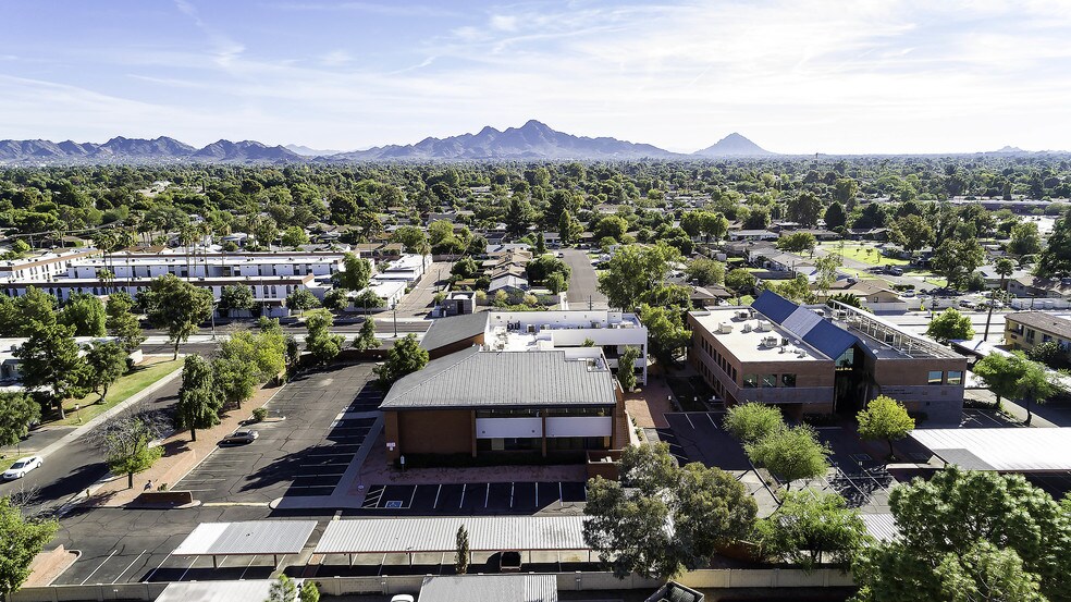 More Photos Of 7550 N 19th Ave, Phoenix Medical For Lease