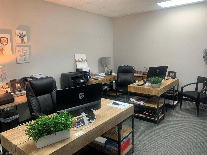 More Photos Of 2235 Lewisville Clemmons Rd, Clemmons Office Residential For Lease