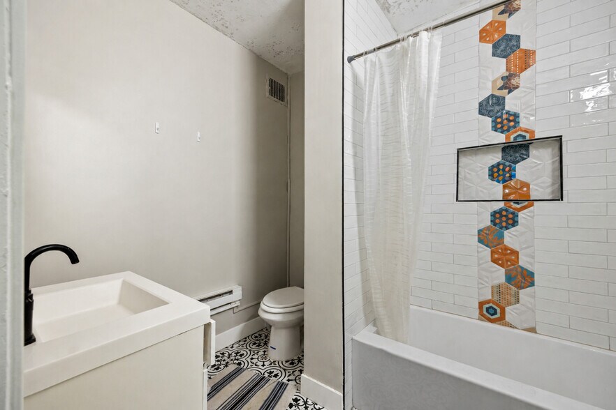 More Photos Of 905 E 200 S, Salt Lake City Apartments For Sale
