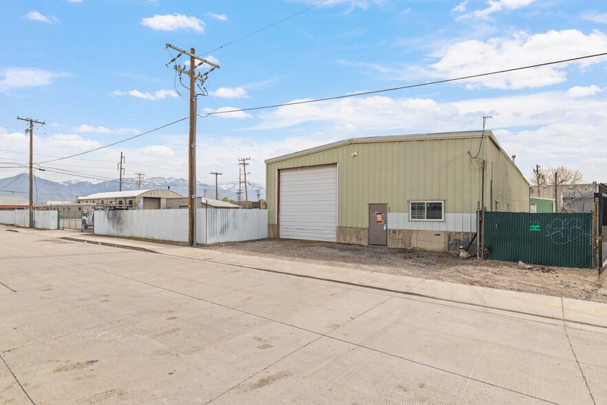 More Photos Of 947 Quayle ave, Salt Lake City Industrial For Lease