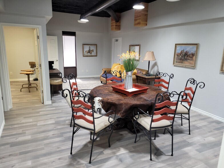 Primary Photo Of 4001 W Oak St, Palestine Self Storage For Lease