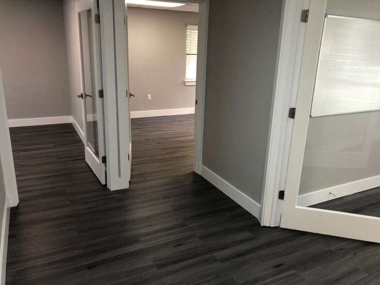 More Photos Of 1501 W Fairbanks Ave, Winter Park Freestanding For Lease
