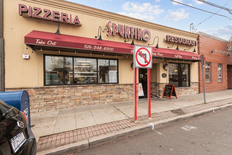 More Photos Of 27-29 Hillside Ave, Williston Park Storefront For Sale