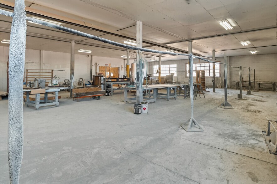 More Photos Of 2332 4th Ave, Greeley Manufacturing For Sale