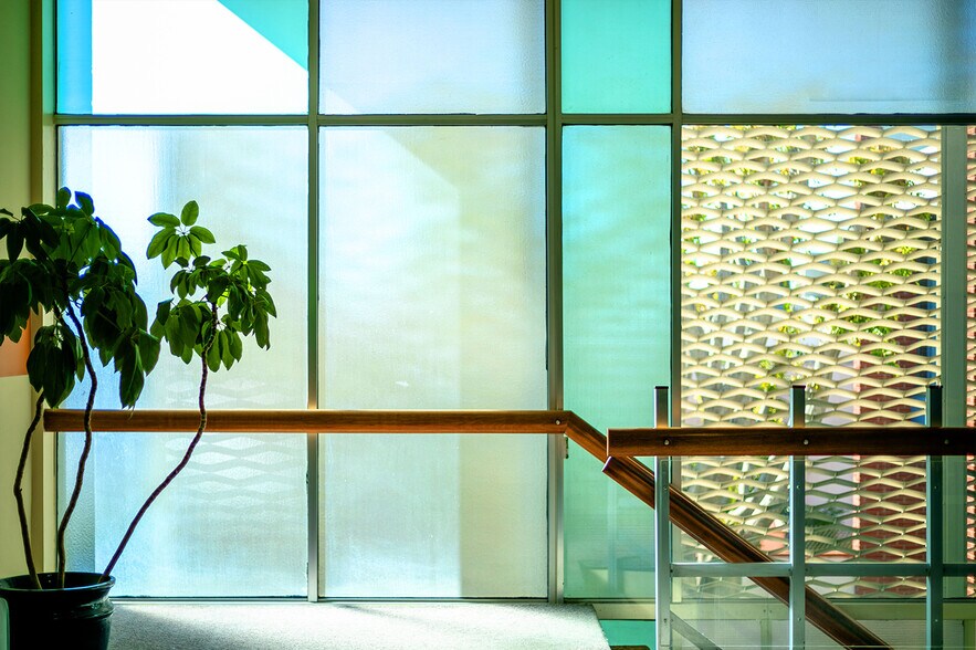 More Photos Of 526 W Las Tunas Dr, San Gabriel Office For Sale