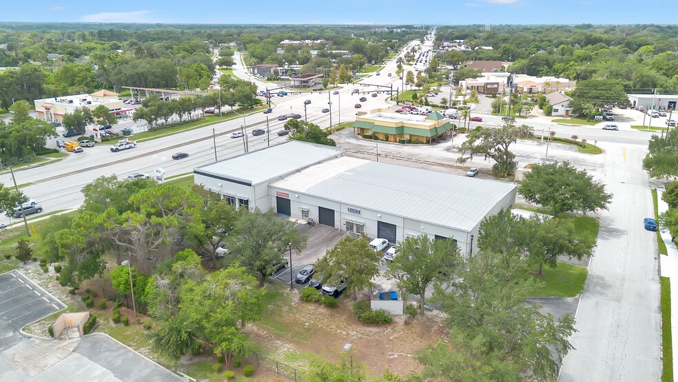 More Photos Of 2350 Us-17-92, Longwood Showroom For Sale