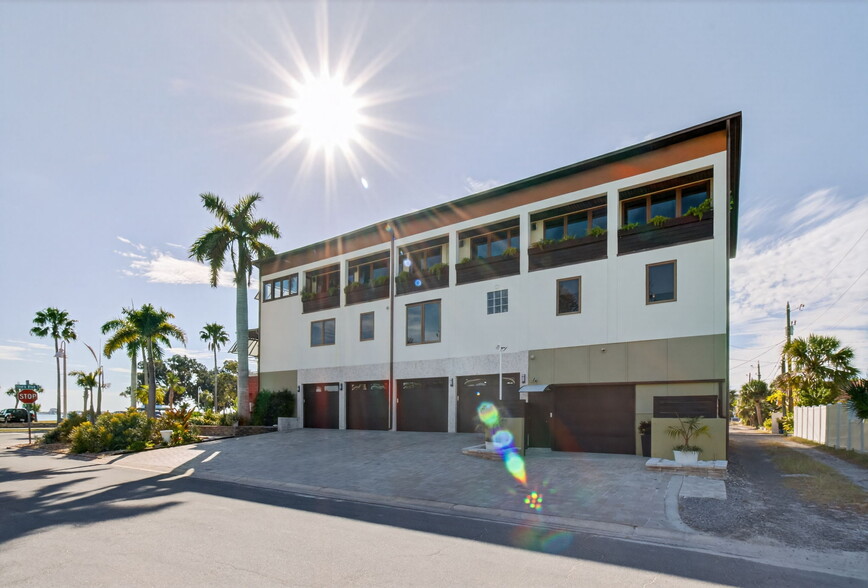 More Photos Of 5657 Shore S blvd, Gulfport Specialty For Sale