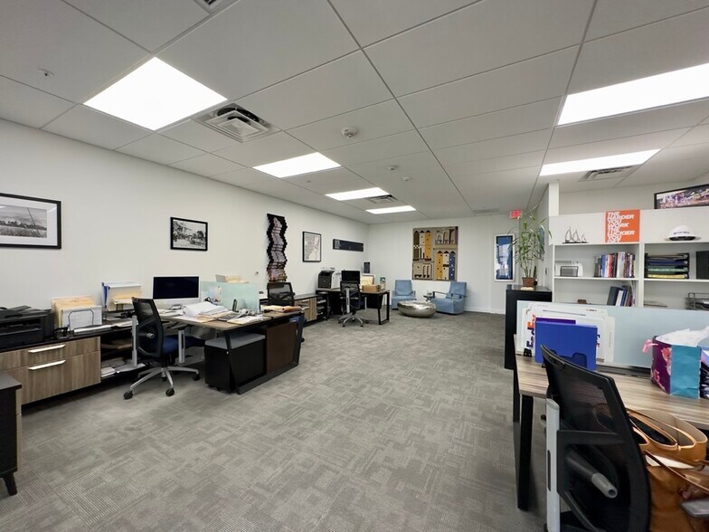 More Photos Of 2980 NE 207th St, Aventura Office Residential For Lease