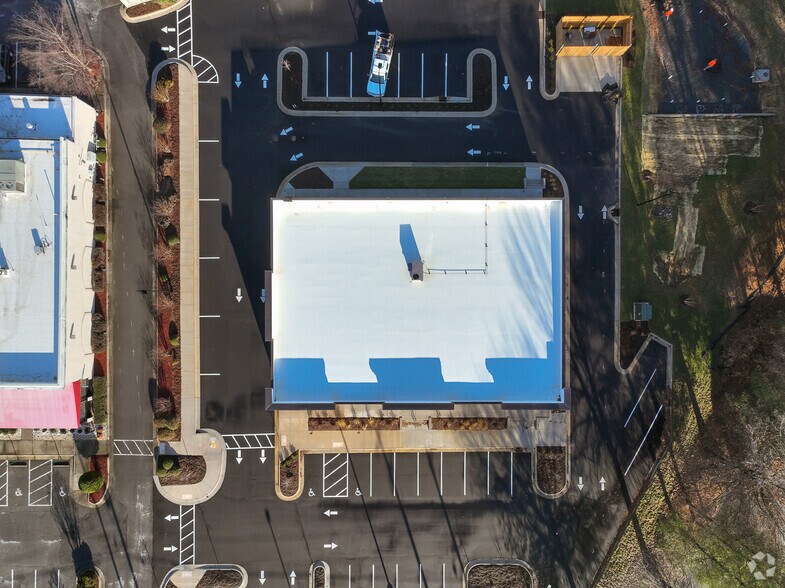 More Photos Of 2434 S Stratford Rd, Winston-Salem General Retail For Lease