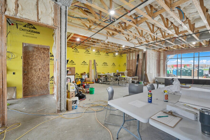 More Photos Of 2305 San Luis Pl, Green Bay Apartments For Lease