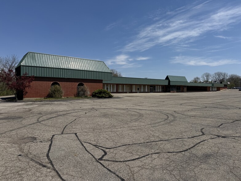 More Photos Of 4618-4652 Wilmington Pike, Dayton General Retail For Sale