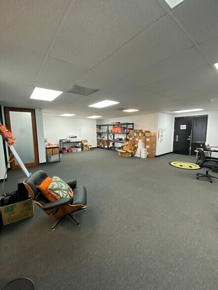 More Photos Of 1650 Westwood Blvd, Los Angeles Loft Creative Space For Lease