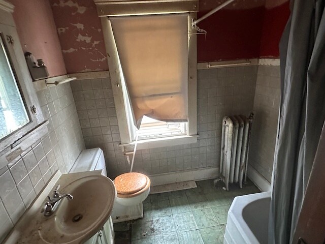 More Photos Of 1115 East Ave, Elyria Storefront Retail Residential For Sale