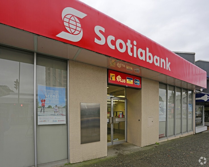 More Photos Of 445 6th St, New Westminster Bank For Lease