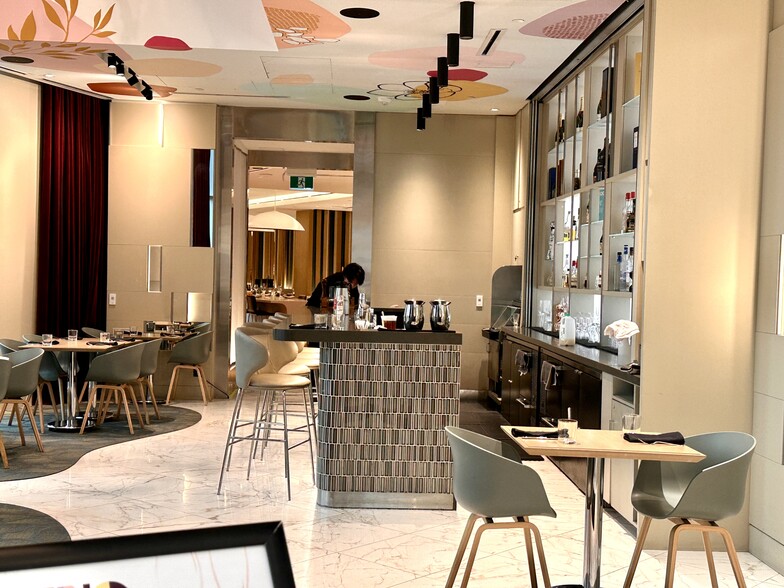 More Photos Of 8400 West Rd, Richmond Office For Lease