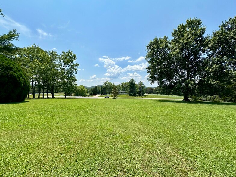 More Photos Of 2055 Highway 12 S, Ashland City Land For Sale