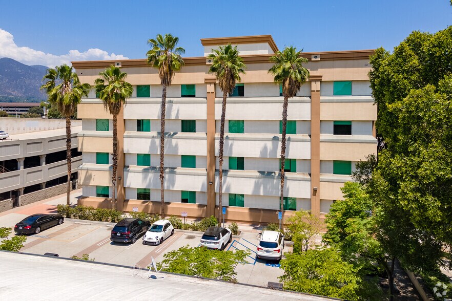 More Photos Of 133 N Altadena Dr, Pasadena Unknown For Lease