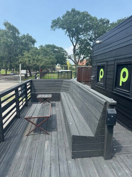 More Photos Of 4409 Almeda Rd, Houston Office For Lease