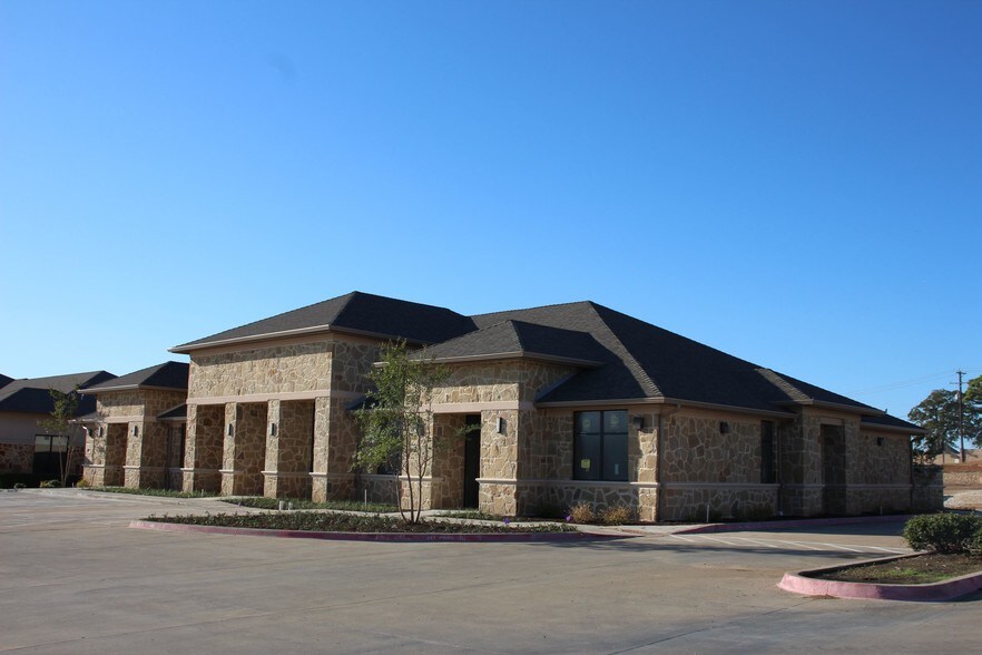 More Photos Of 8805 N Tarrant Pky, North Richland Hills Medical For Sale