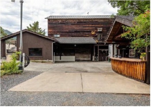 More Photos Of 14600 S Highway 101, Hopland Winery Vineyard For Sale