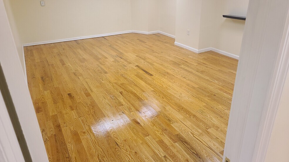 More Photos Of 50 Pine St, New Rochelle Manufacturing For Lease