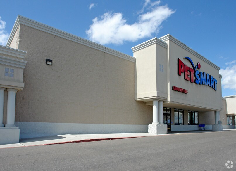 More Photos Of Blue Lakes Blvd N @ Blue Lakes Blvd & Cheney Dr, Twin Falls Unknown For Lease