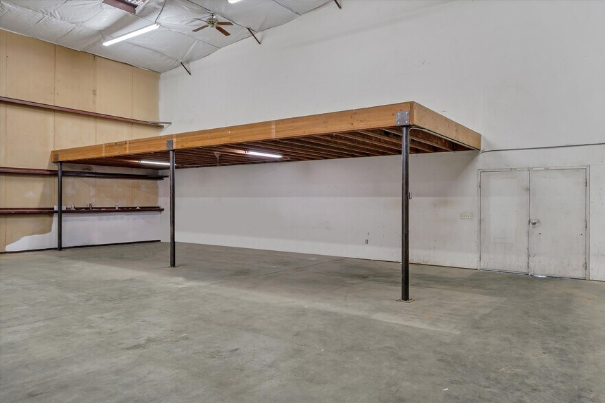 More Photos Of 3388 State Highway 32, Chico Warehouse For Lease