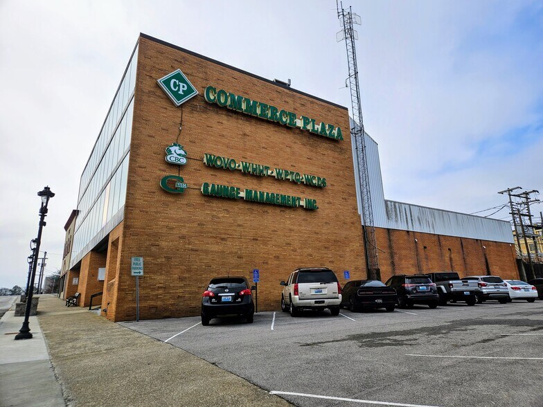 More Photos Of 113 W Public Sq, Glasgow Office For Sale