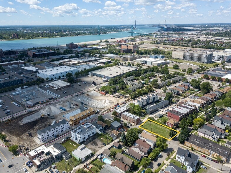 More Photos Of 1601 Leverette st, Detroit Land For Sale