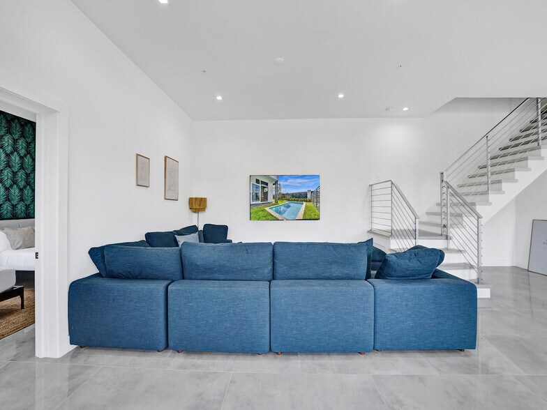 More Photos Of 1220-1226 NE 15th Ave, Fort Lauderdale Apartments For Sale