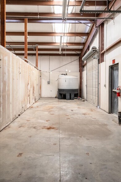 More Photos Of 320 George Reed Dr, San Andreas Manufacturing For Sale