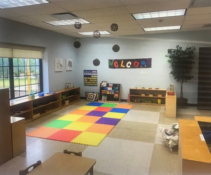 More Photos Of 25200 Richards Rd, Spring Schools For Sale