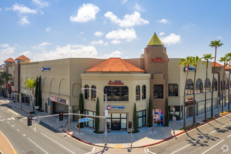 More Photos Of 1870 Harbor Blvd, Costa Mesa Storefront For Sale