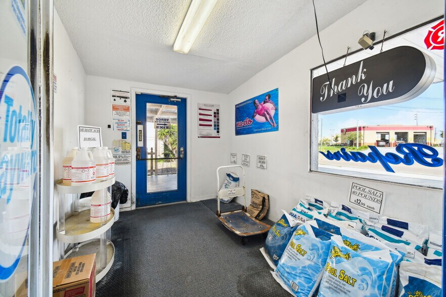 More Photos Of 5146 Marine Pky, New Port Richey Storefront Retail Office For Sale