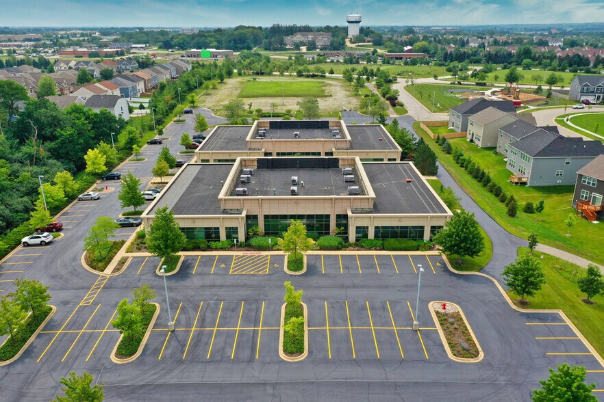 More Photos Of 320 Cardinal Dr, St Charles Medical For Lease