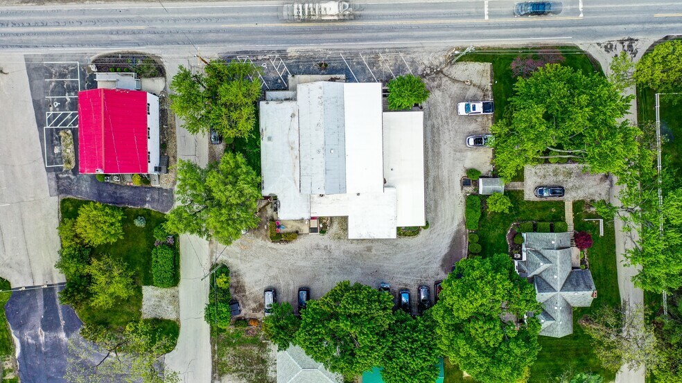 More Photos Of 1550 Lewis Center Rd, Lewis Center Freestanding For Sale