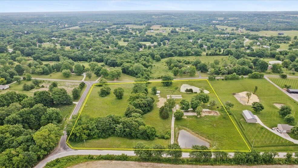 More Photos Of 12703 Northern Ave, Liberty Land For Sale