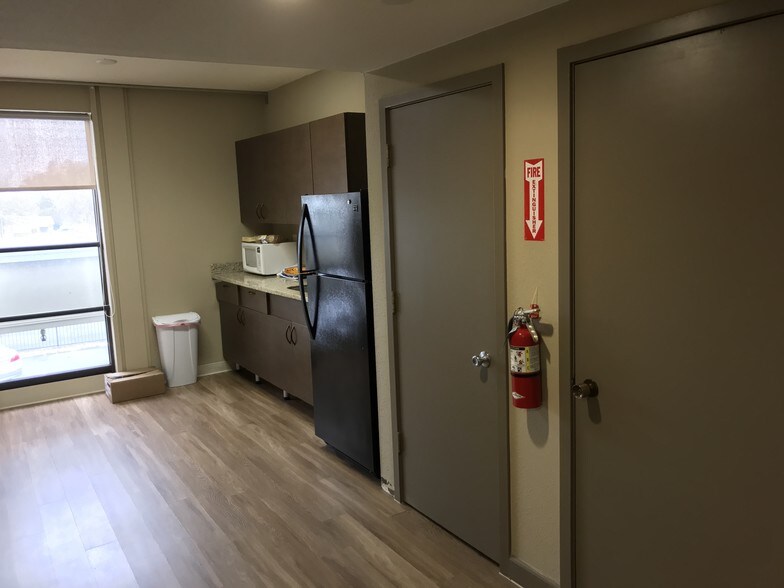 More Photos Of 1545 N Texas St, Fairfield Coworking Space