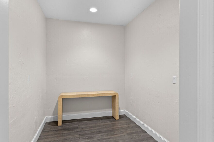 More Photos Of 2245 N University Dr, Pembroke Pines Medical For Lease