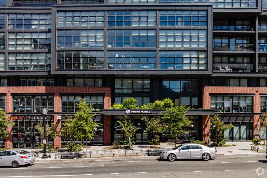 More Photos Of 320 Florida Ave NE, Washington Apartments For Lease