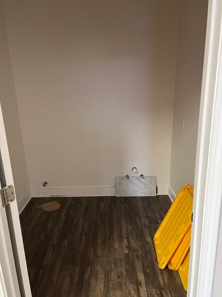 More Photos Of 2492 N Mount Juliet Rd, Mount Juliet Storefront Retail Office For Lease