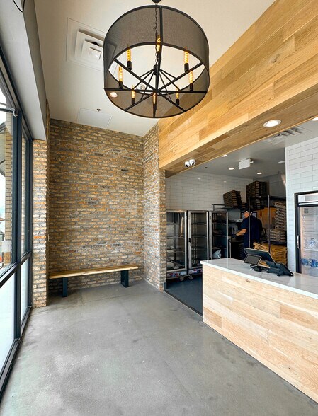 More Photos Of 2110 Pearland Pky, Pearland Storefront For Lease