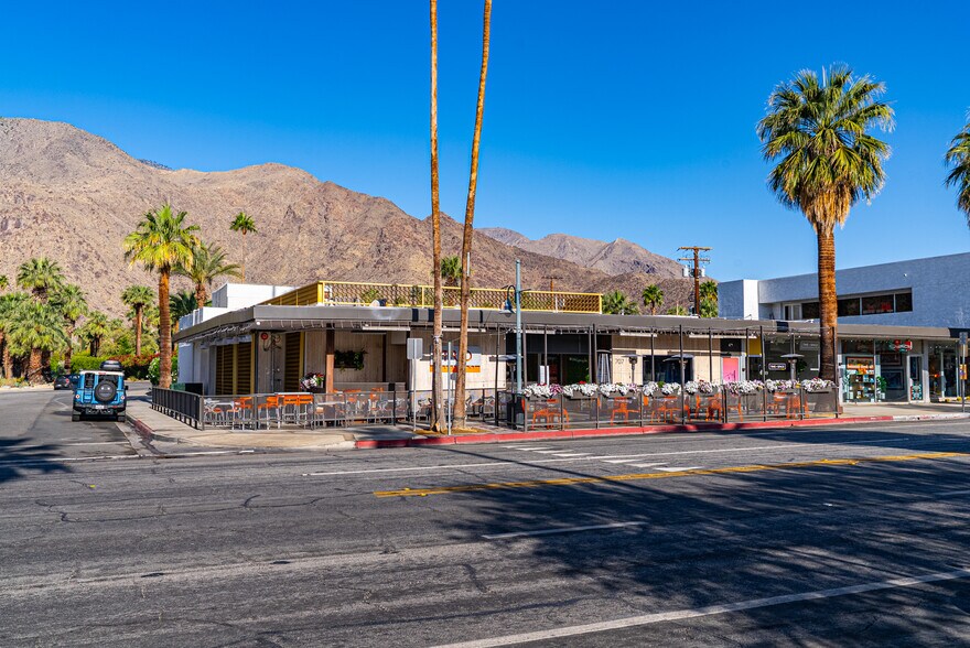 More Photos Of 707-745 N Palm Canyon Dr, Palm Springs Restaurant For Sale