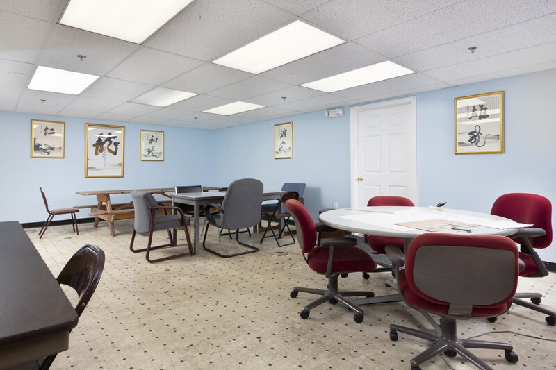 More Photos Of 950-970 Eastern Ave, Malden Manufacturing For Sale