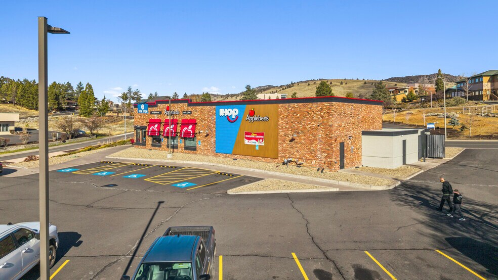 More Photos Of 2750 Campus Dr, Klamath Falls Restaurant For Sale