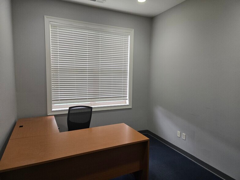 More Photos Of 4837 Rialto Rd, West Chester Loft Creative Space For Lease