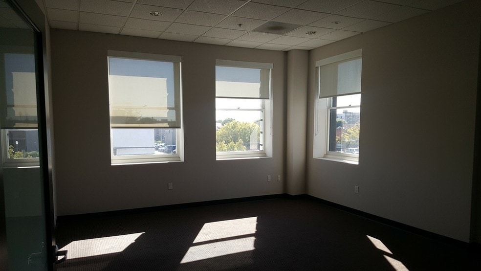 More Photos Of 201 N Harbor Blvd, Fullerton Unknown For Lease